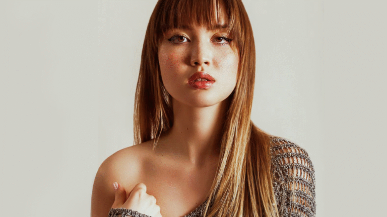 9 Ways to Style Fringe Hair Based on Your Face Shape