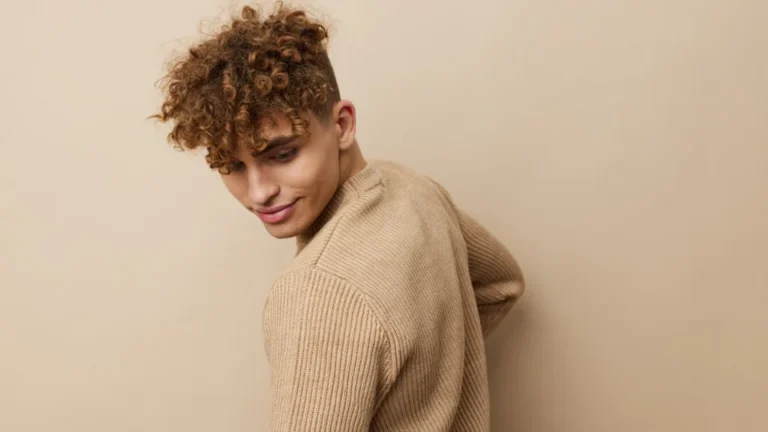 THE 10 BEST CURLY HAIRSTYLES FOR MEN